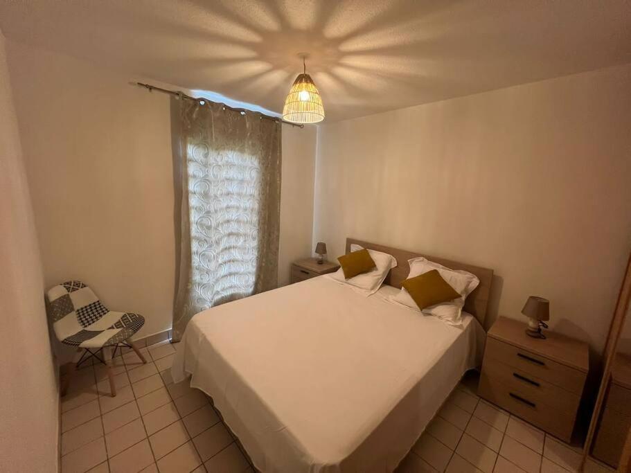 Appartement F4 Petit Bourg 外观 照片