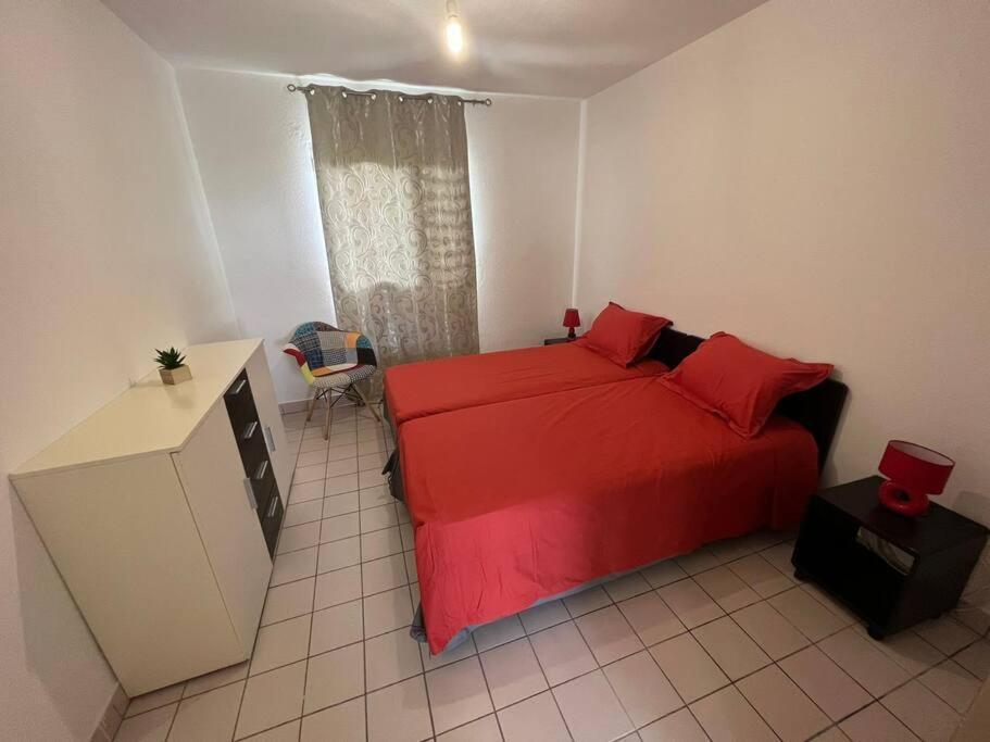 Appartement F4 Petit Bourg 外观 照片