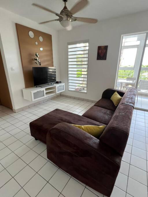 Appartement F4 Petit Bourg 外观 照片