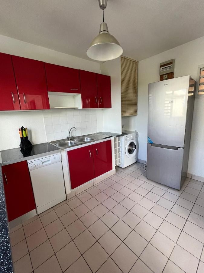 Appartement F4 Petit Bourg 外观 照片